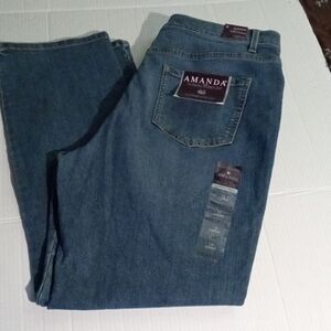 Gloria Vanderbilt Amanda Relaxed Blue Jeans